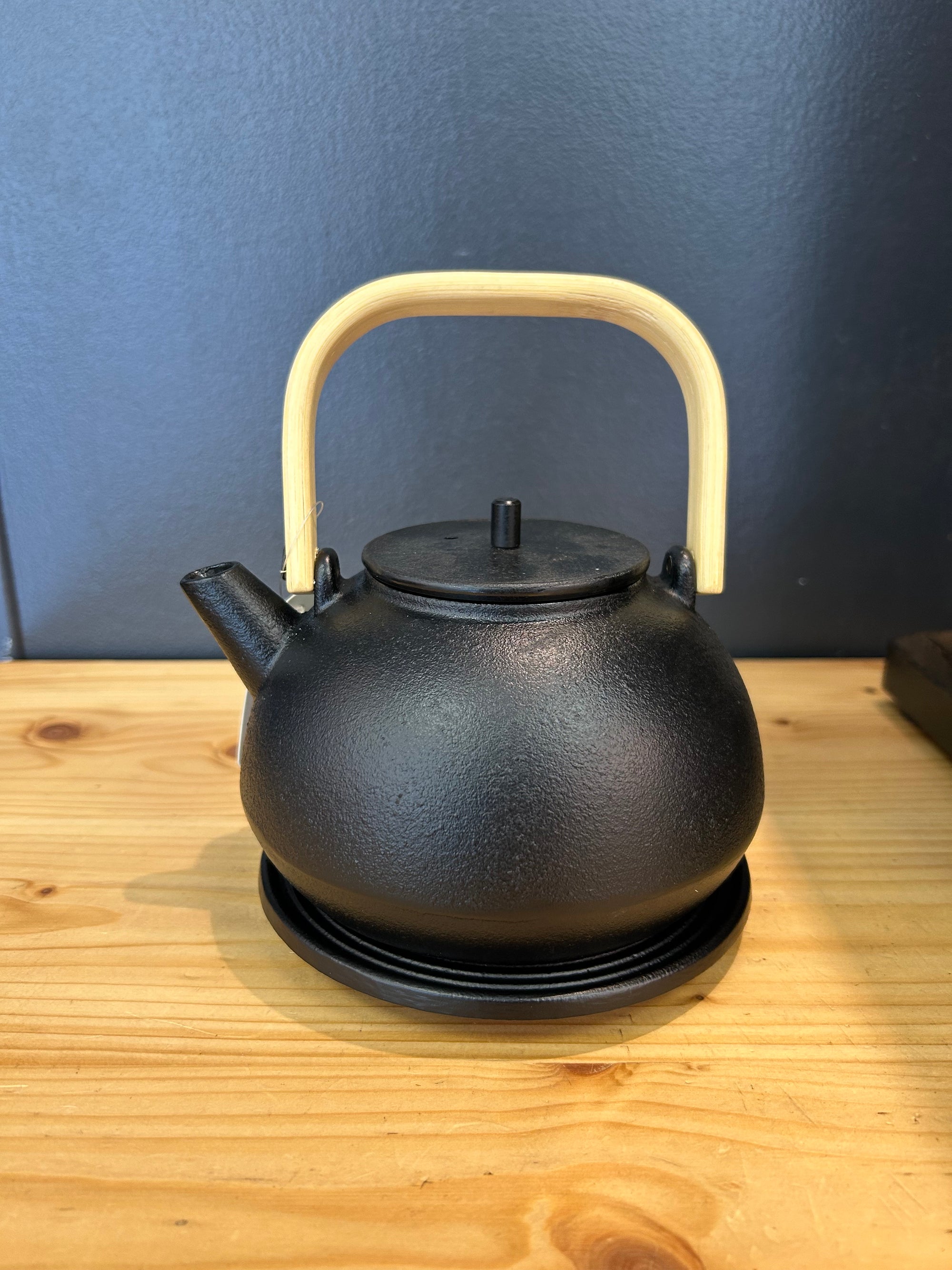 Théière en fonte